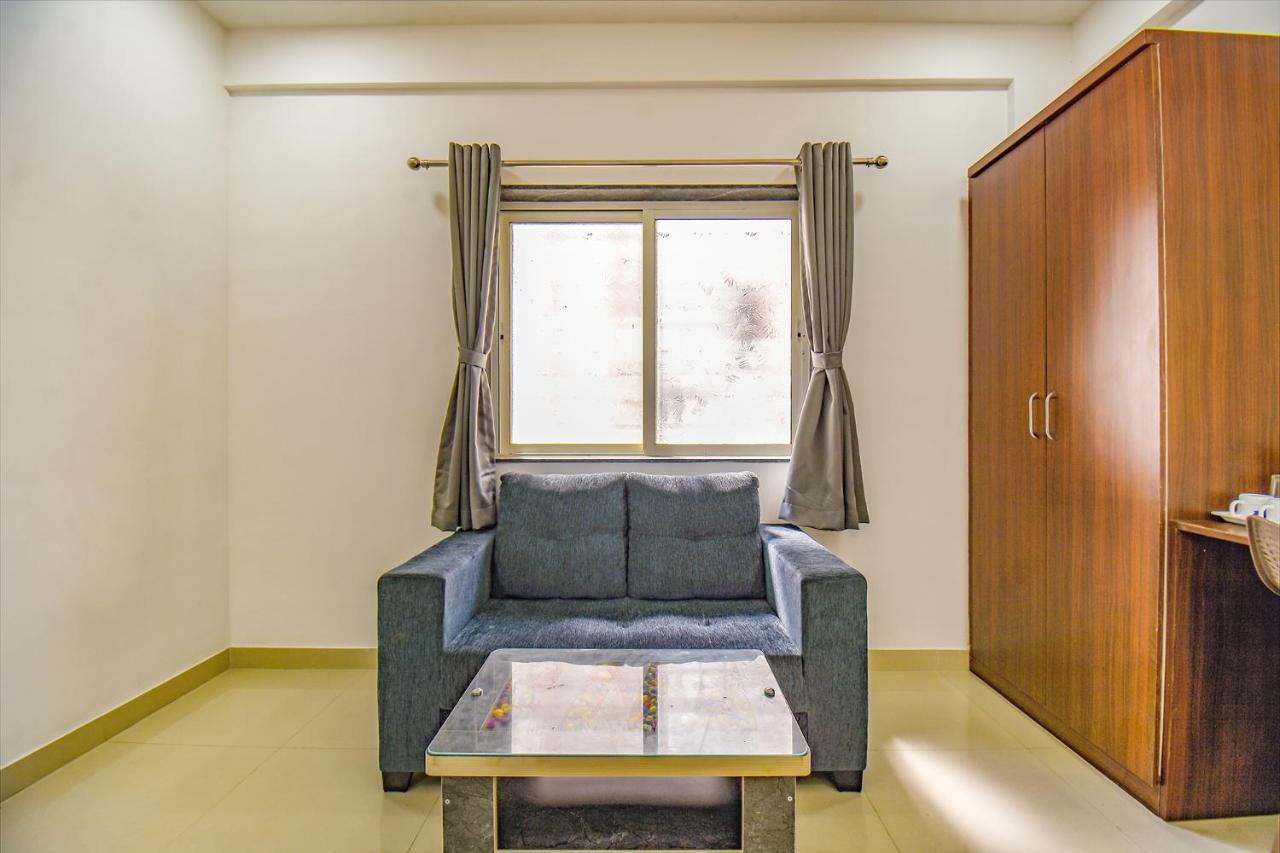 Hotel Fabhotel Fortune Suites 3*